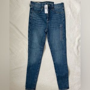 American Eagle Super High-Rise Jeans